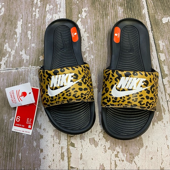 nike victory one slippers
